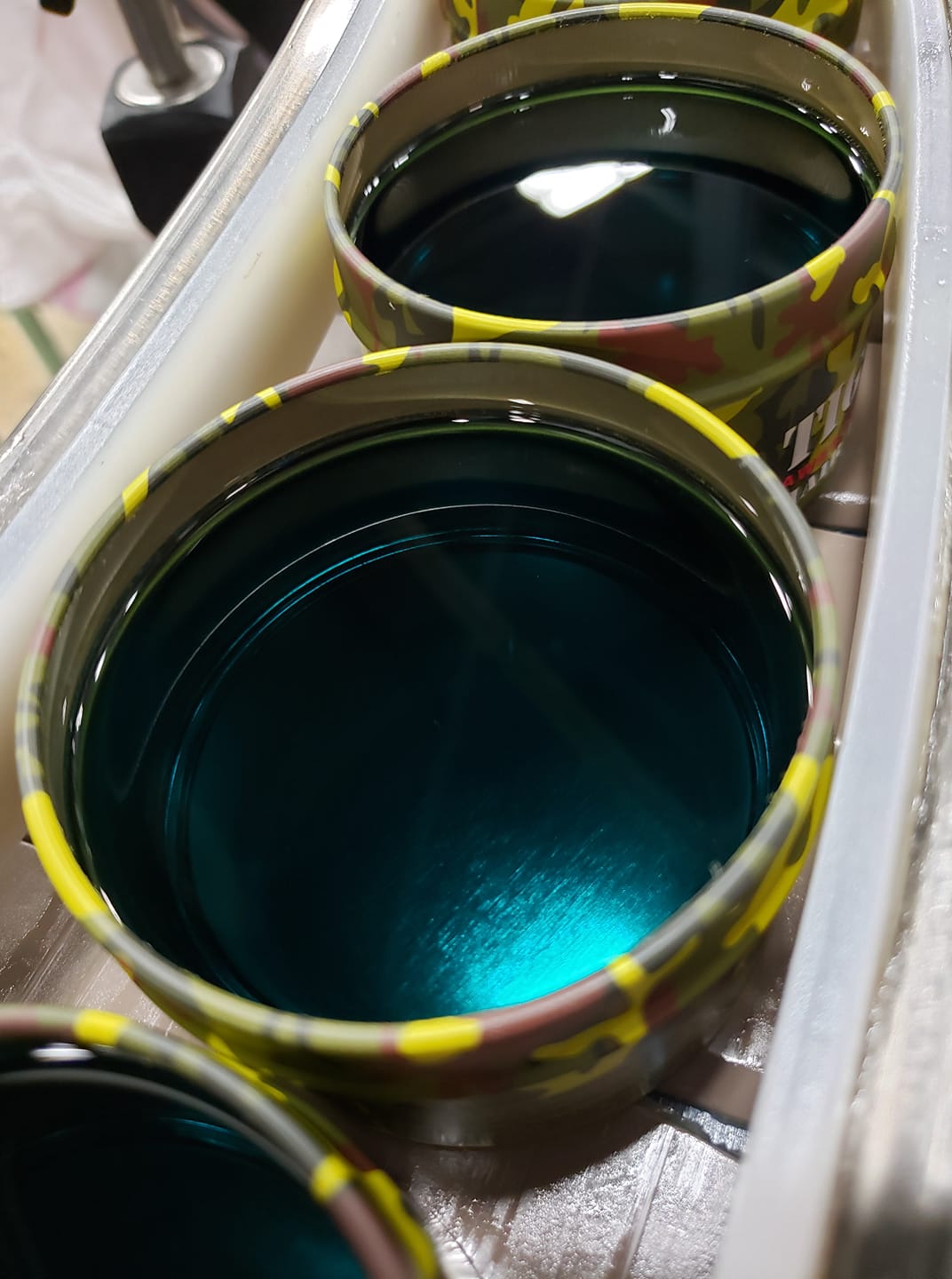 FIJADOR MEDIO Y CON BRILLO PARA CABELLO High & Tight: Awesome Shine DAX - Imagen 4